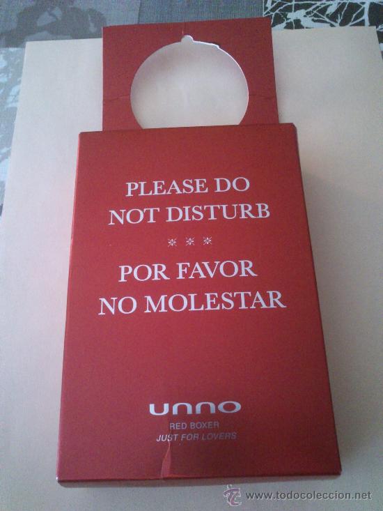 Caixas e caixinhas met&aacute;licas: Divertida Caja De Cart&oacute;n De La Marca Unno Que Pone Por Favor No Molestar.