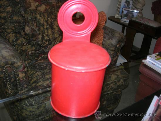 Bo&icirc;tes et petites bo&icirc;tes m&eacute;talliques: CURIOSO Y MUY ANTIGUO BOTE METALICO PARA LA COCINA ( MUY DECORATIVO ) CHAPA MUY DURA (SAL)