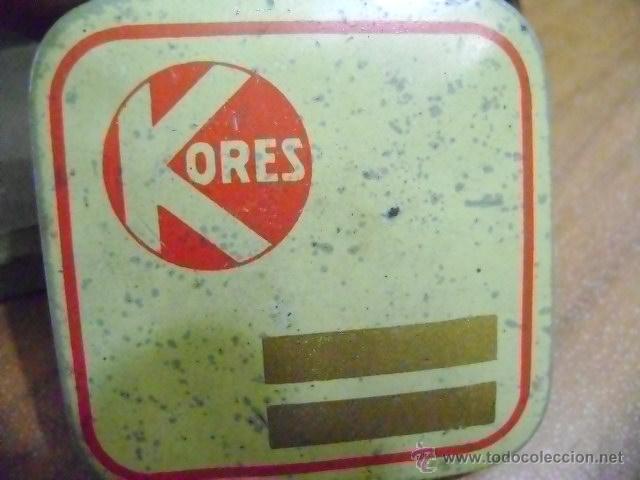 Blechdosen und Kisten: Caja de hojalata Kores para carretes, con carrete vac&iacute;o