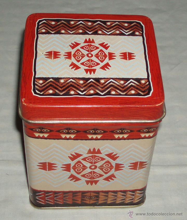 Bo&icirc;tes et petites bo&icirc;tes m&eacute;talliques: bonita caja metalica para te