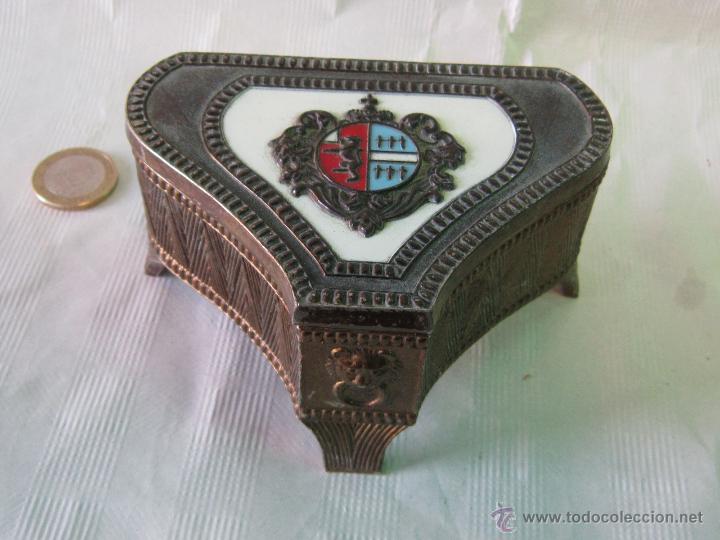 Cajas y cajitas met&aacute;licas: JOYERO EN METAL