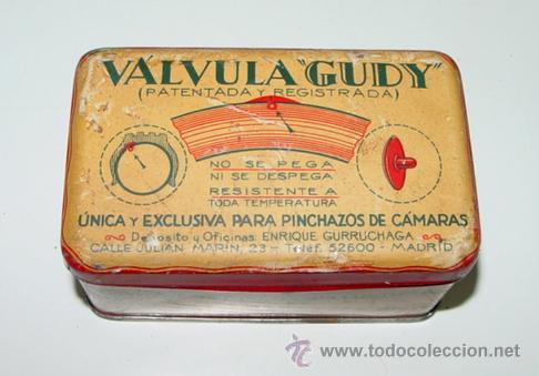 Caixas e caixinhas met&aacute;licas: ANTIGUA CAJA DE HOJALATA LITOGRAFIADA - VALVULA GUDY - MADRID - MIDE 10 X 6 X 5 CMS.