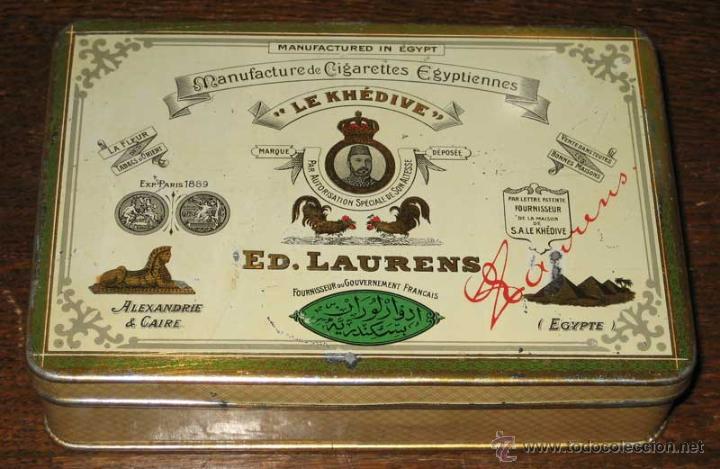 Caixas e caixinhas met&aacute;licas: ANTIGUA CAJA DE HOJALATA LITOGRAFIADA CON PUBLICIDAD DE CIGARETTES EGYPTIENNES LE KHEDIVE - ED. LAUR