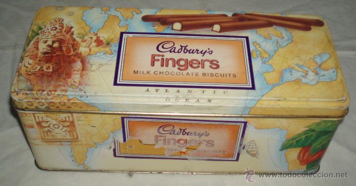Bo&icirc;tes et petites bo&icirc;tes m&eacute;talliques: caja metalica de galletas Cadburys