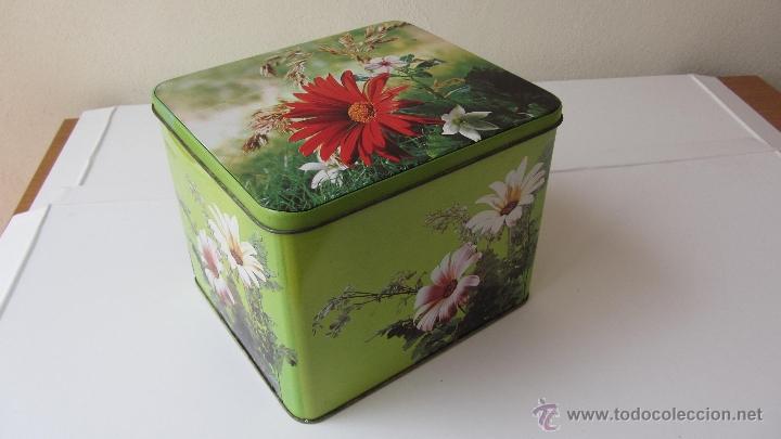 Blechdosen und Kisten: CAJA DE HOJALATA