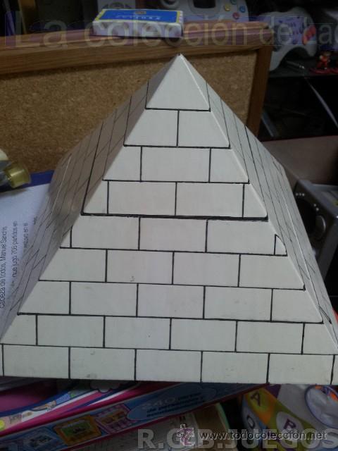 Cajas y cajitas met&aacute;licas: PRECIOSO JOYERO MUSICAL PIRAMIDE  EN MADERA