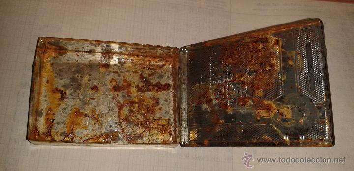 Cajas y cajitas met&aacute;licas: Caja de cigarrillos Vier Stern - Foto 2