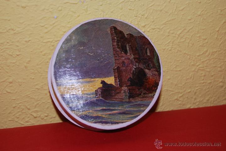 Casse e cassette metalliche: PEQUE&Ntilde;A CAJA DE CART&Oacute;N PARA MAZAP&Aacute;N - CASTILLO - PASTELER&Iacute;A - CONFITER&Iacute;A - MEDIADOS SIGLO XX