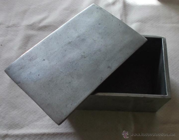 Cajas y cajitas met&aacute;licas: caja de metal 14 cms de larga x 9 cms de ancha - Foto 2