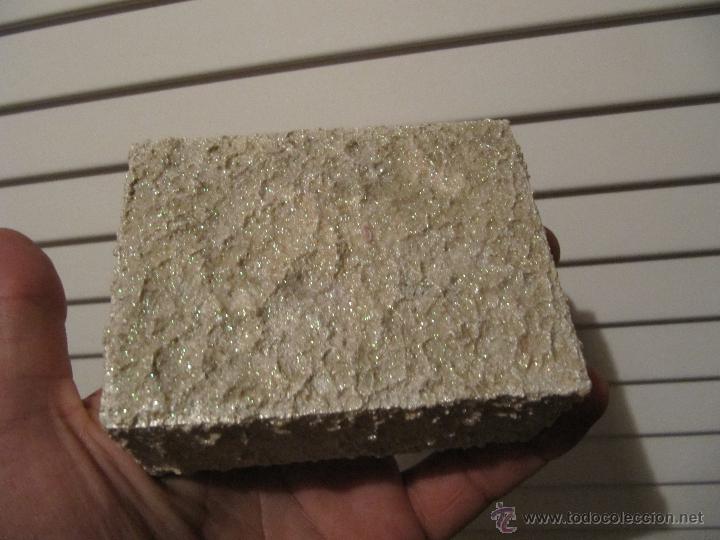 Cajas y cajitas met&aacute;licas: CAJITA DE MADERA DORADA CON BRILLANTINA