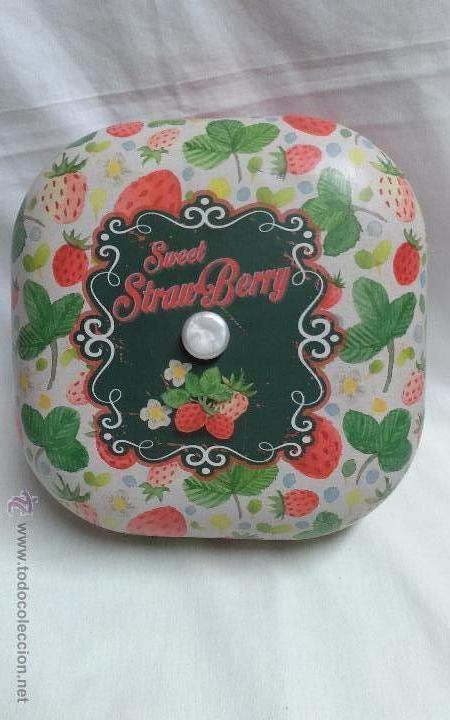 Bo&icirc;tes et petites bo&icirc;tes m&eacute;talliques: CAJA METALICA ANTIGUA SWEET STRAUBERRY