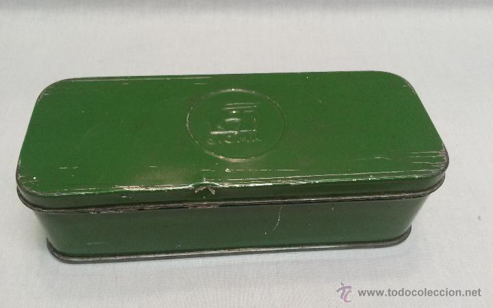 Bo&icirc;tes et petites bo&icirc;tes m&eacute;talliques: ANTIGUA CAJA METALICA VACIA MAQUINA DE COSER SIGMA - CON SU SELLO EN RELIEVE