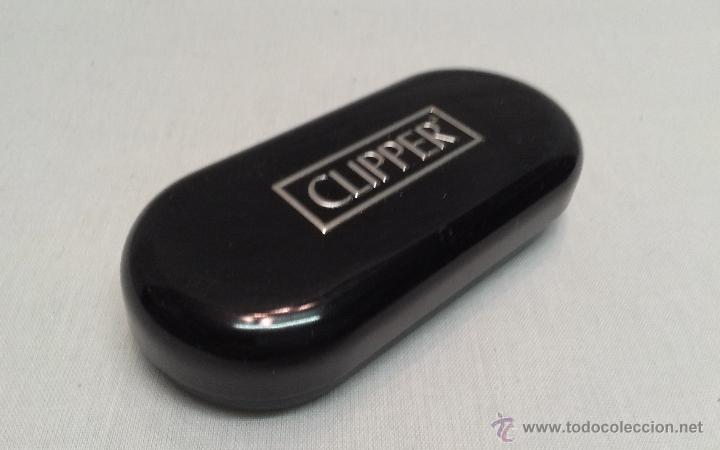 Cajas y cajitas met&aacute;licas: CAJA METALICA VACIA DE MECHERO MARCA CLIPPER