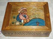 Cajas y cajitas met&aacute;licas: caja costurero de madera pintada a mano - Foto 1