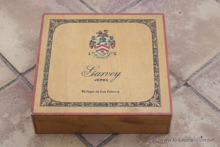 Boxes and metal boxes: Caja Garvey Jerez - Bodegas de San Patricio