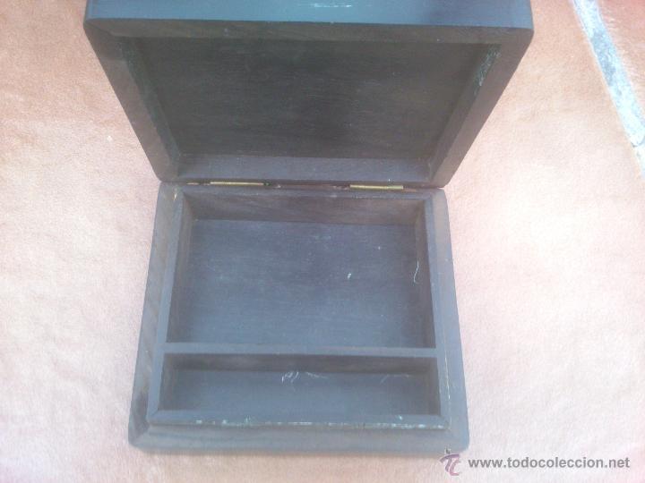 Cajas y cajitas met&aacute;licas: CAJA EN MADERA CON INCRUSTACIONES EN PLATEADO - Foto 3
