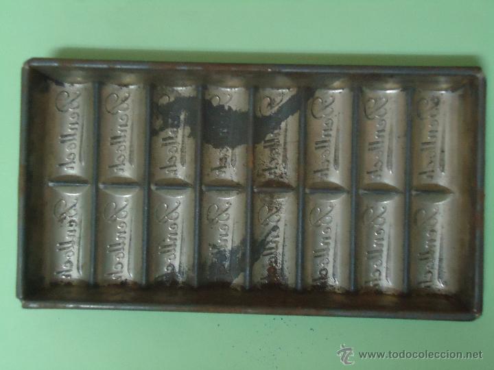 Cajas y cajitas met&aacute;licas: MOLDE DE CHOCOLATE MARCA BELLOCH-2. --- O - Foto 2