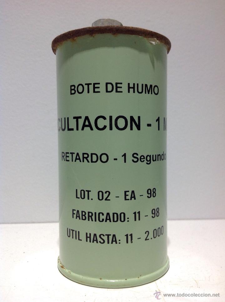 Casse e cassette metalliche: ANTIGUO BOTE METALICO DE HUMO