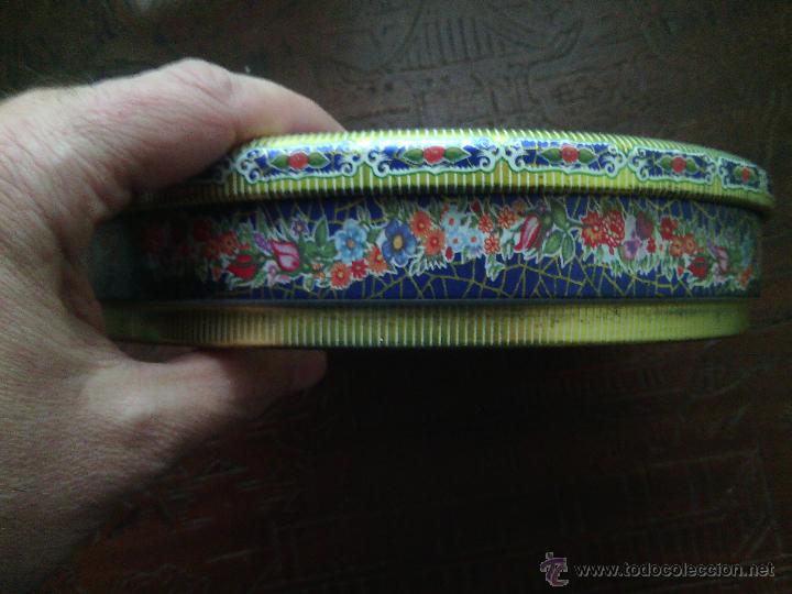 Cajas y cajitas met&aacute;licas: Lote de 2 antiguas cajas de Solano. - Foto 5