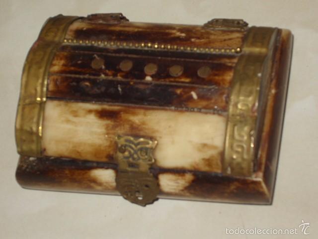 Cajas y cajitas met&aacute;licas: CAJA DE HUESO. - Foto 2