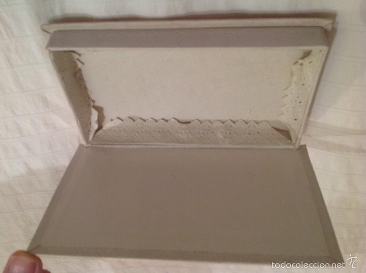 Cajas y cajitas met&aacute;licas: Caja para misal de comuni&oacute;n. Ppios s XX - Foto 2