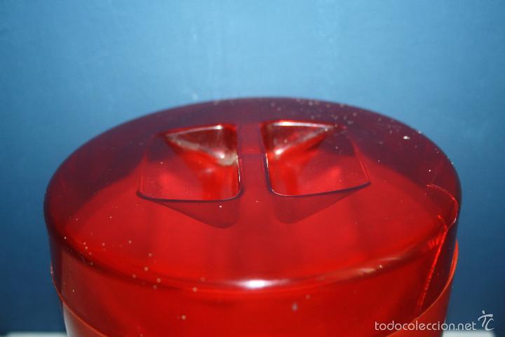 Cajas y cajitas met&aacute;licas: Antiguo Bote de Nesquik Pl&aacute;stico - Foto 2