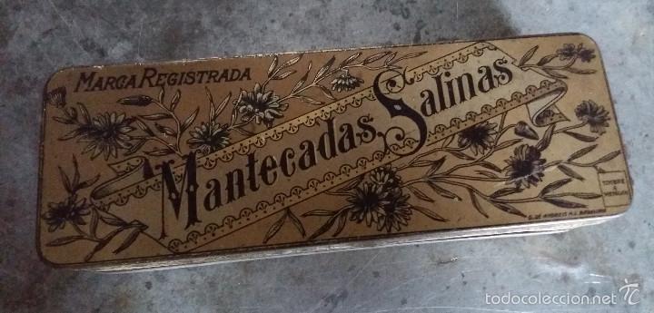 Bo&icirc;tes et petites bo&icirc;tes m&eacute;talliques: Antigua caja de lata, Mantecadas salinas