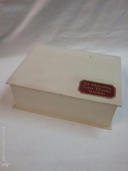 Bo&icirc;tes et petites bo&icirc;tes m&eacute;talliques: ANTIGUA CAJA DE CARTON VACIA LA MAHONESA CASA HIDALGO MADRID