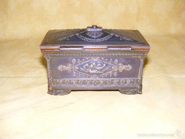 Cajas y cajitas met&aacute;licas: Caja Neoclasica - Foto 4
