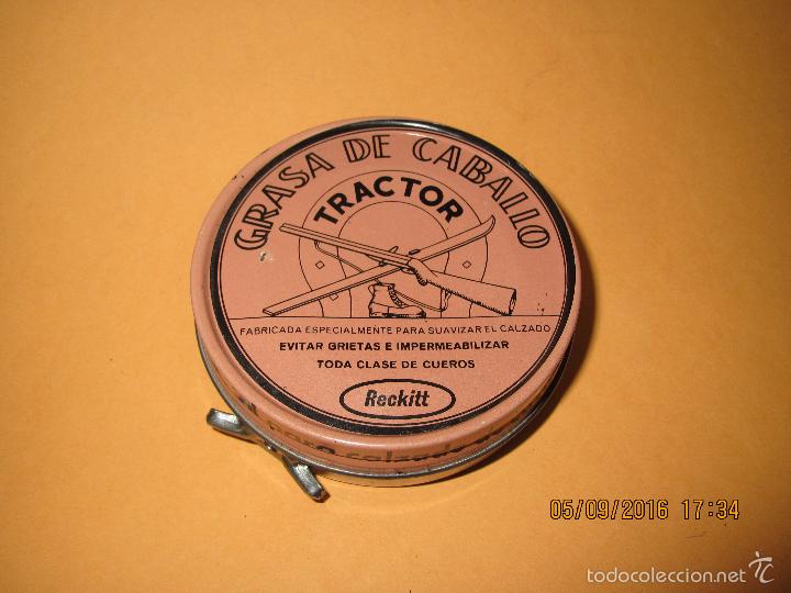 Bo&icirc;tes et petites bo&icirc;tes m&eacute;talliques: Antigua Lata en Hojalata Litografiada de Grasa de Caballo TRACTOR de RECKITT - A&ntilde;o 1960-70s.