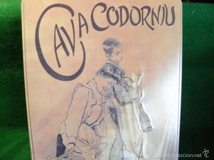 Cajas y cajitas met&aacute;licas: CAJA LATA DE CODORNIU MANUEL RAVENTOS - Foto 2