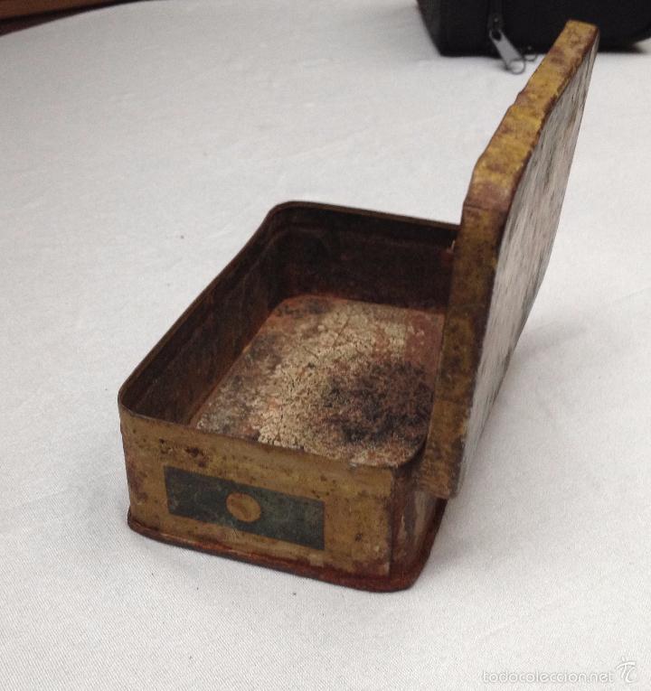 Cajas y cajitas met&aacute;licas: ANTIGUA CAJA DE TE DE CEILAN - Foto 3
