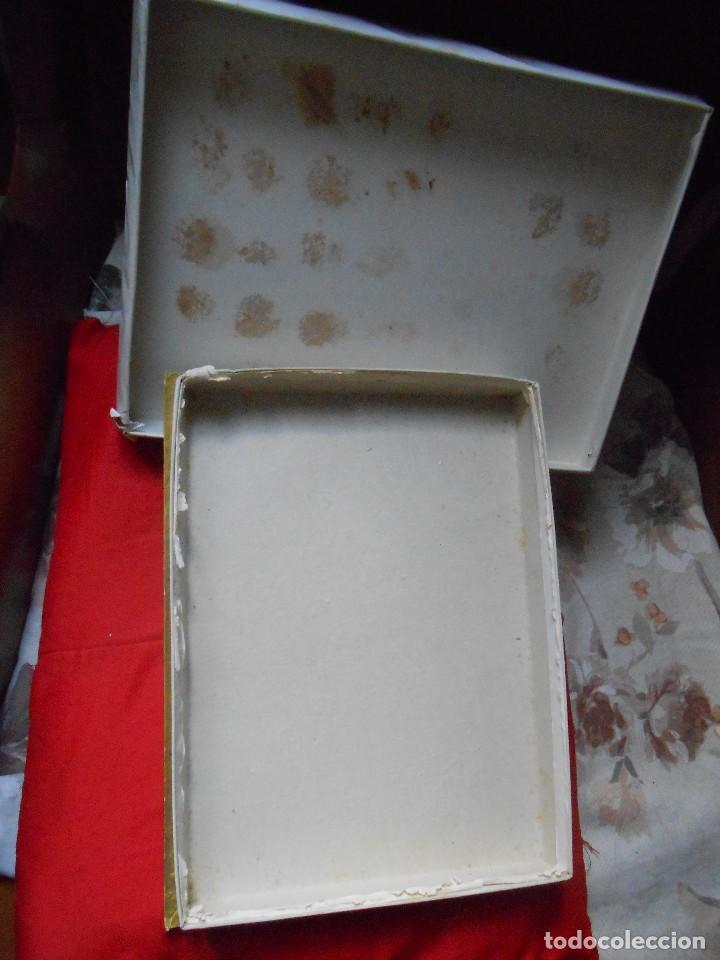 Cajas y cajitas met&aacute;licas: CAJA   de  BOMBONES  SUCHARD - Foto 2