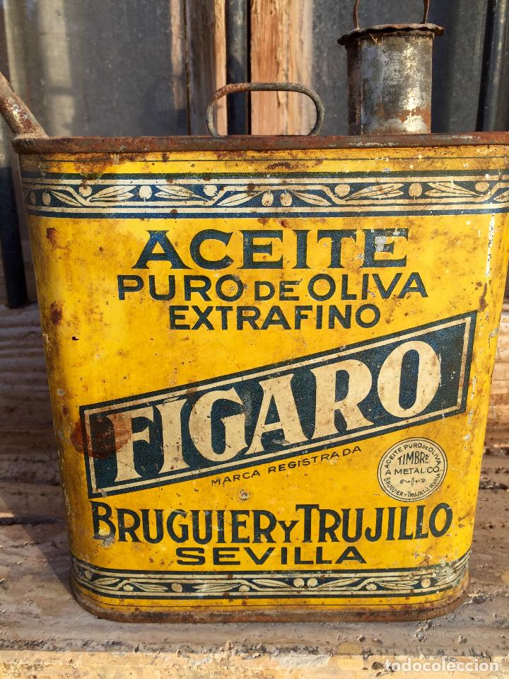 Boxes and metal boxes: ANTIGUA LATA DE ACEITE PURO DE OLIVA, FIGARO, BRUGUIER Y TRUJILLO ( SEVILLA )