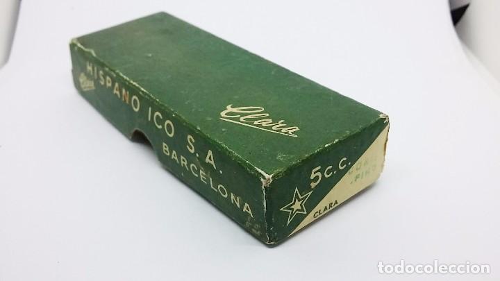 Casse e cassette metalliche: CAJITA DE CART&Oacute;N DE 'CLARA' JERINGUILLA HISPANO ICO, S.A. 5 C.C. Farmacia. Medicina.