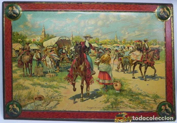 Blechdosen und Kisten: ANTIGUA CHAPA DE HOJALATA LITOGRAFIADA OBSEQUIO DE FOSFO - GLICO KOLA DOMENECH. ROMERIA. MIDE 49,5 X