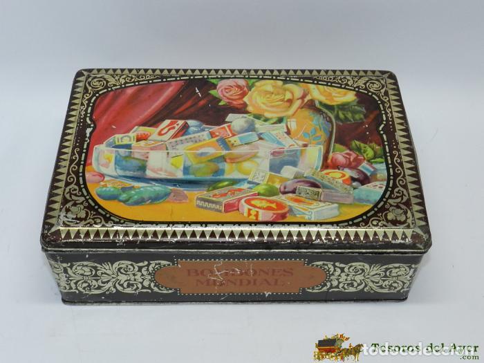 Blechdosen und Kisten: ANTIGUA CAJA DE HOJALATA CON PUBLICIDAD DE CHOCOLATE MUNDIAL, JOAQUIN LLOVERAS Y CIA. BARCELONA, IND