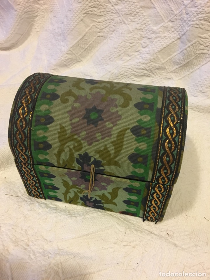 Cajas y cajitas met&aacute;licas: BA&Uacute;L ANTIGUO - Foto 1