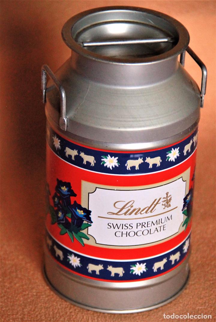 Cajas y cajitas met&aacute;licas: LECHERA DE HOJALA DE LA MARCA LINDT - Foto 3