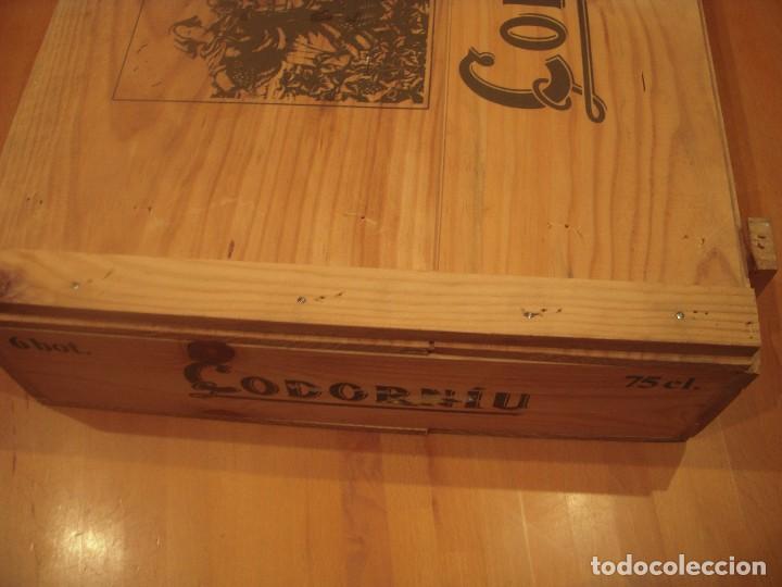 Cajas y cajitas met&aacute;licas: Caja de madera Codorniu - Foto 7