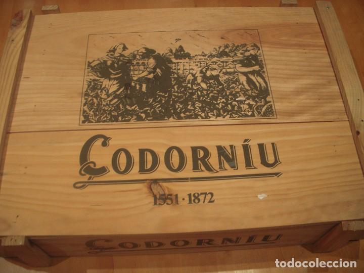 Cajas y cajitas met&aacute;licas: Caja de madera Codorniu - Foto 8