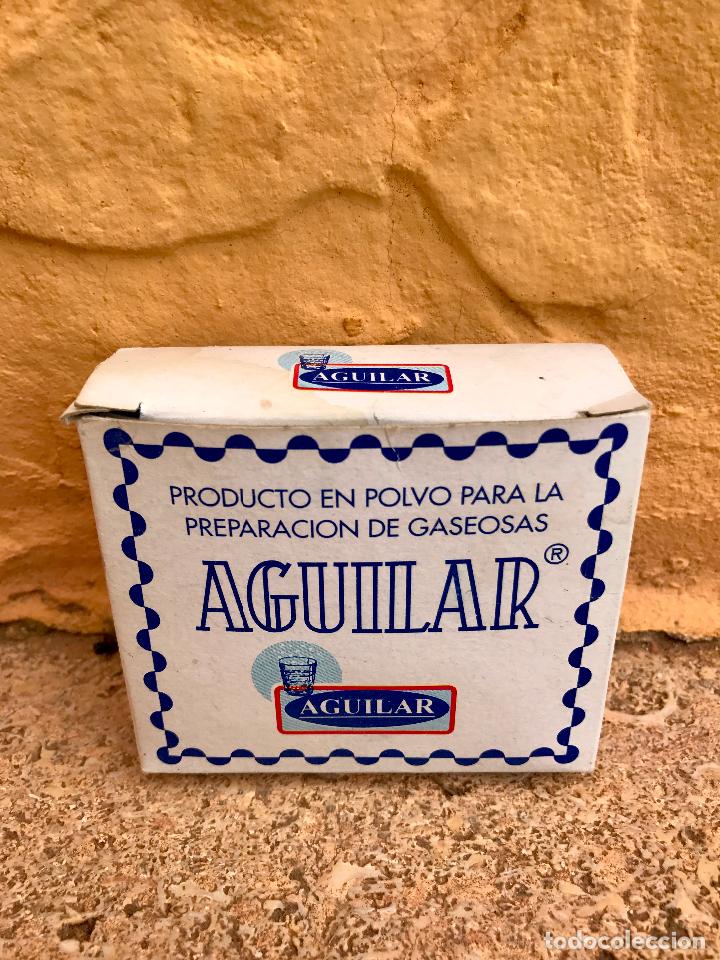 Blechdosen und Kisten: PRODUCTO EN POLVO PARA LA PREPARACION DE GASEOSAS, AGUILAR,