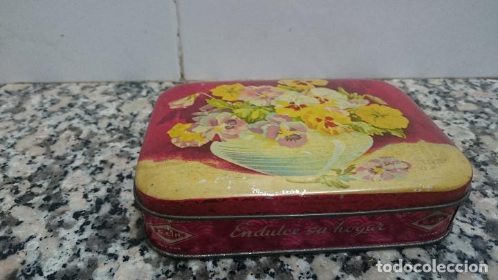 Boxes and metal boxes: ANTIGUA CAJA TOFFEE BOMBOM MADEIN SPAIN GOMEZ CUETARA REINOSA Y SANTANDER ESPA&Ntilde;A