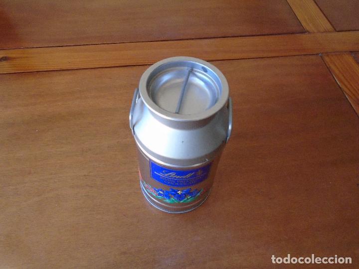 Cajas y cajitas met&aacute;licas: LECHERA DE HOJALATA DE BOMBONES - Foto 4