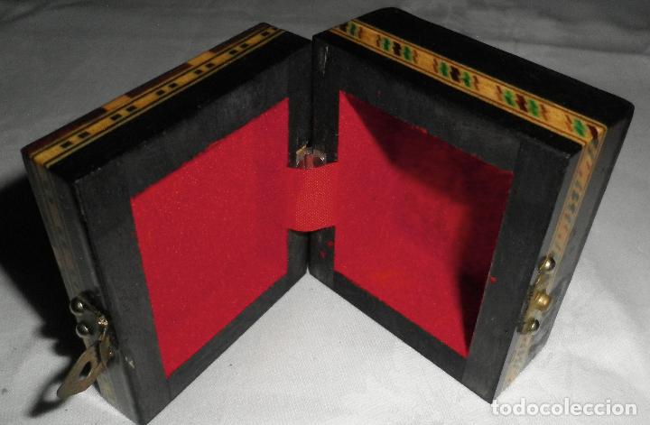 Cajas y cajitas met&aacute;licas: caja de taracea 7 cms x 6 cms y 4 cms de altura - Foto 2