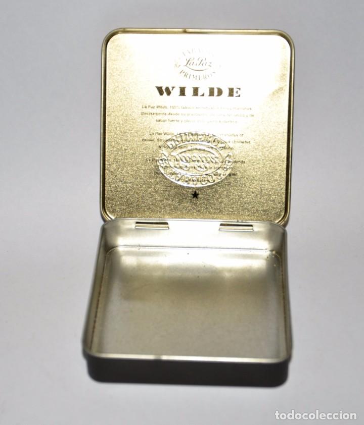 Cajas y cajitas met&aacute;licas: CAJA DE 20 MINI CIGARRILLOS WILDE - Foto 3