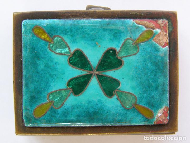 Cajas y cajitas met&aacute;licas: CAJITA DE RAPE DE BRONCE Y ESMALTE ART DECO(CIRCA 1920). CENTROEUROPA