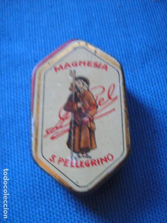 Boxes and metal boxes: MAGNESIA SAN PELLEGRINO. CAJA MET&Aacute;LICA VAC&Iacute;A