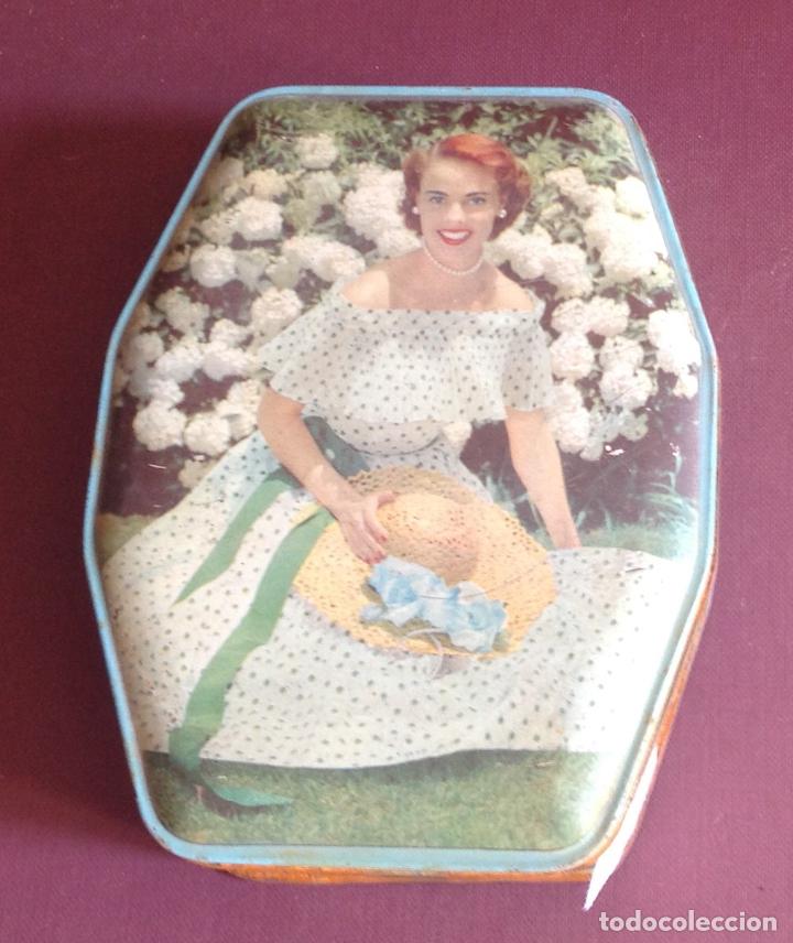 Blechdosen und Kisten: Caja de hojalata, George W. Horner & Co. LTD. Chester. 13,5 x 11, 5cm. Vell i Bell