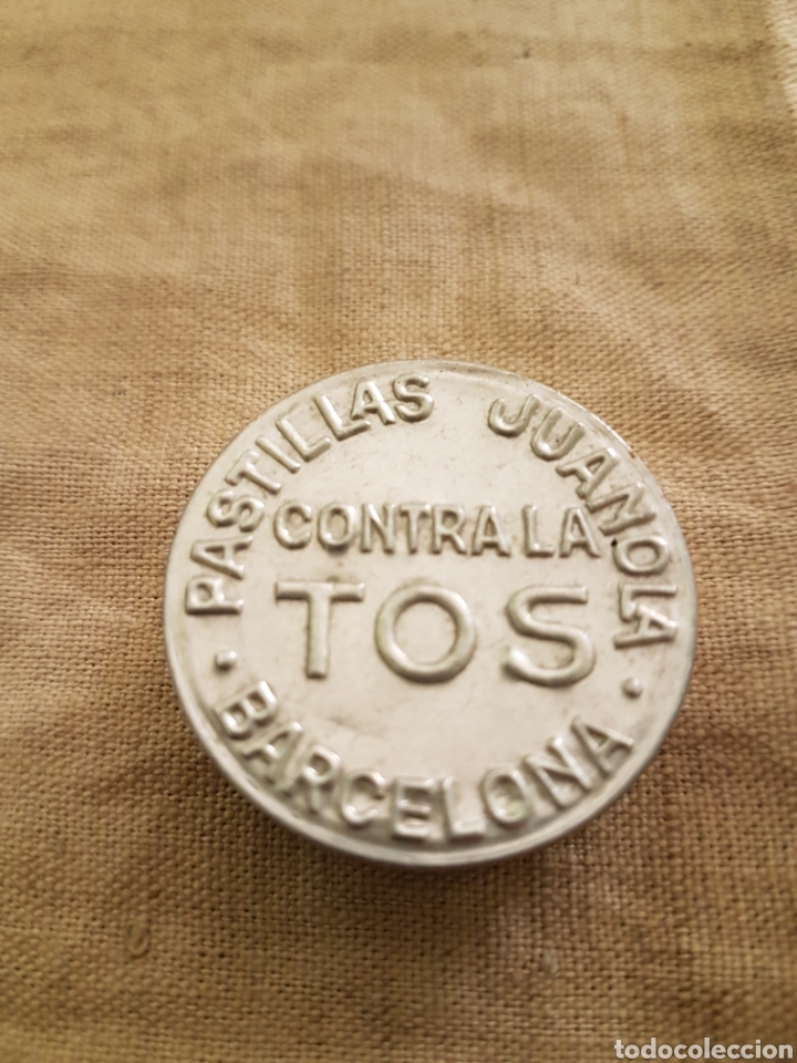 Bo&icirc;tes et petites bo&icirc;tes m&eacute;talliques: Lata pastillas juanola a&ntilde;os 40